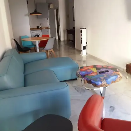 Pop Art House 2 Bedrooms Apartment *